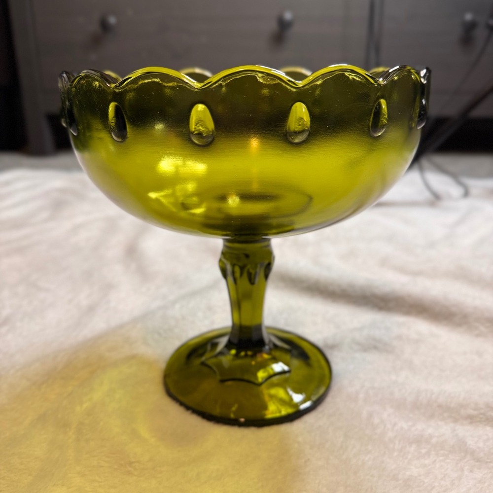 Vintage Green Indiana Glass Candy Dish Pedestal Scalloped‎ Edge Vintage Decor